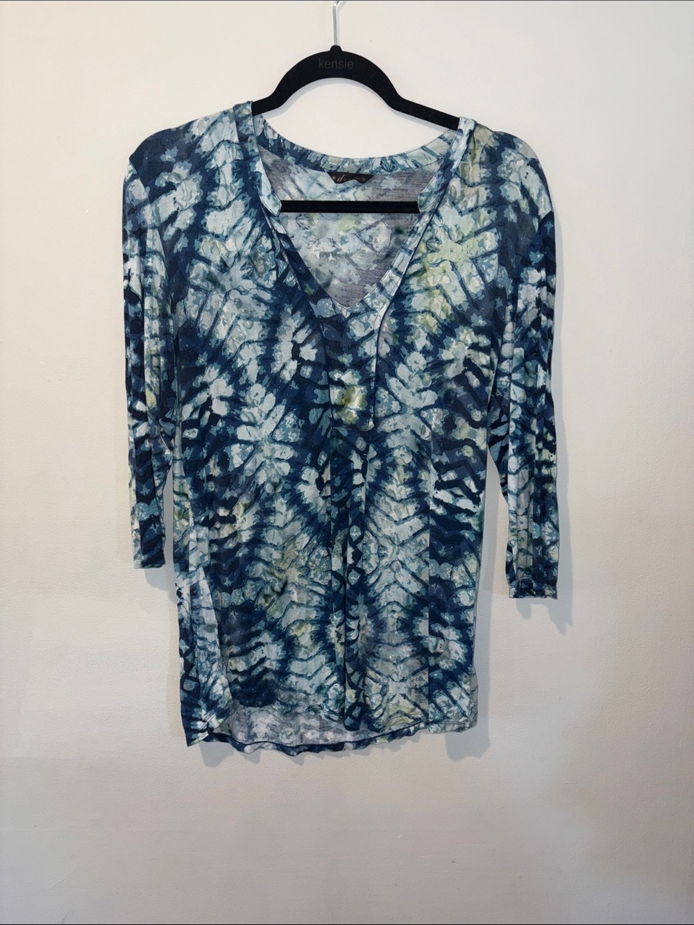 Women’s Blue, White and Green Tie-Dye V-Neck Long Sleeve Top